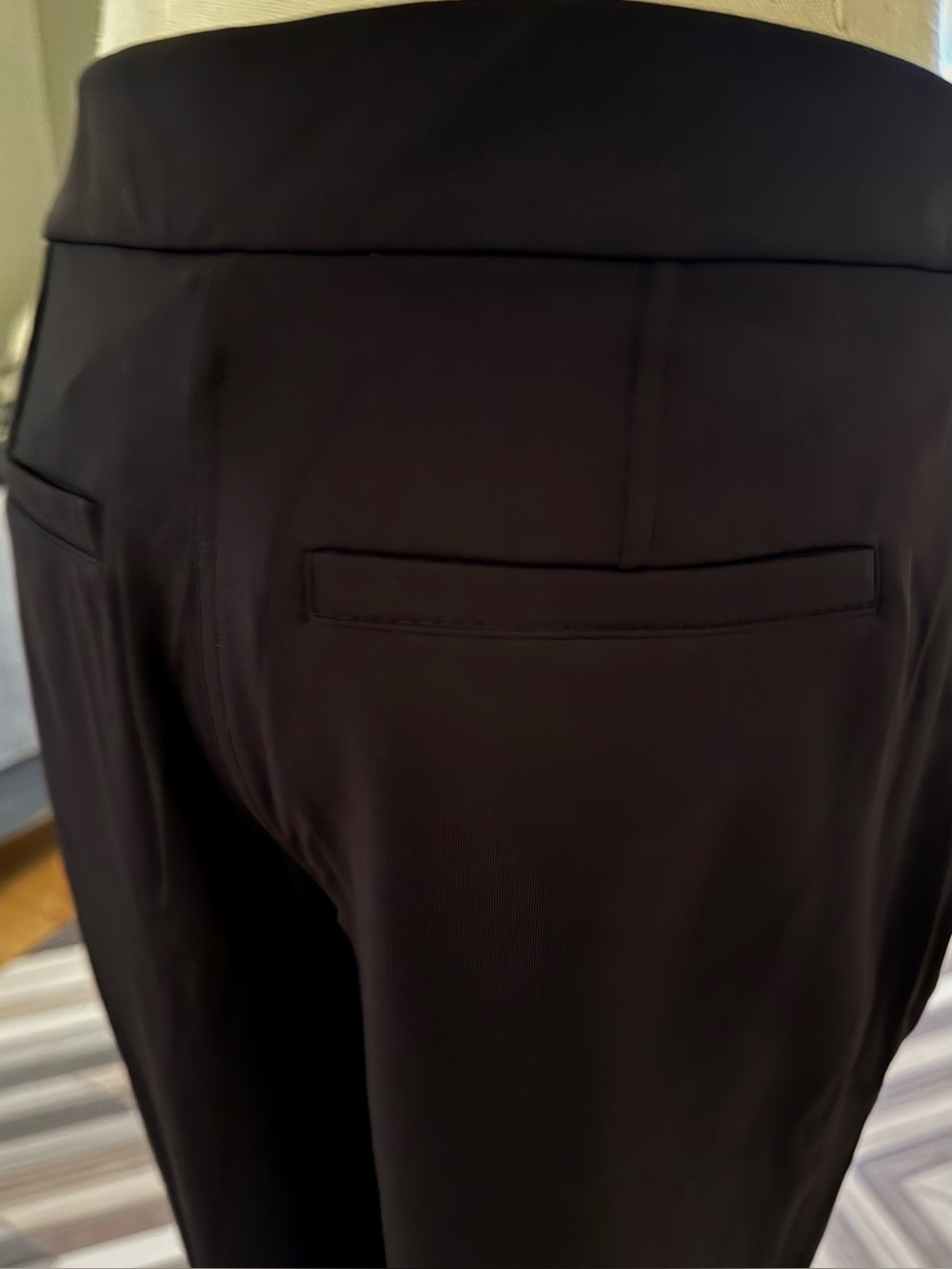 NWT Lululemon Straight-Leg Mid-Rise Pant Luxtreme Size: Small Color: Black - Picture 7 of 8